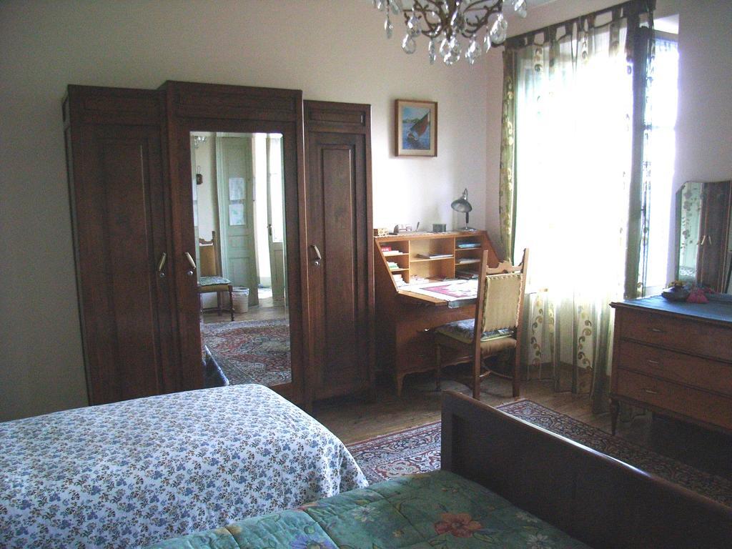 U Tej Bed and Breakfast Cumiana Eksteriør billede